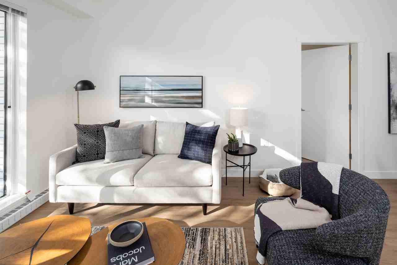 Kits Walk by Strand - Photo 2 of 29