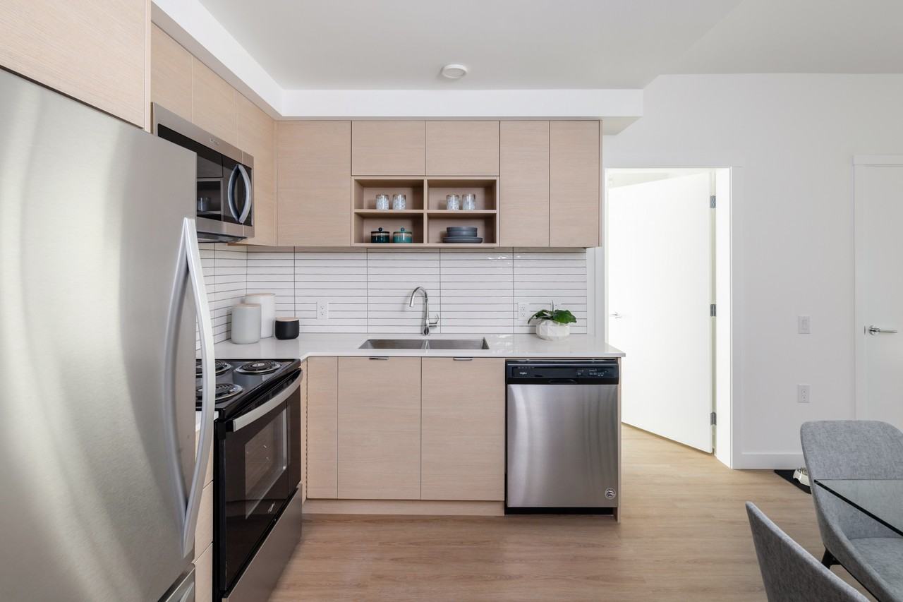 Kits Walk by Strand - Photo 5 of 29