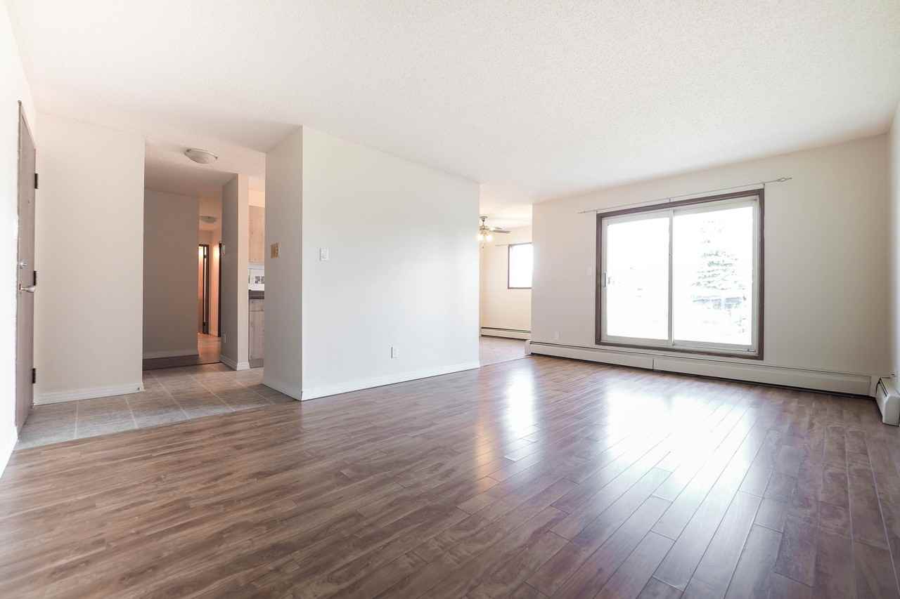 Southwood Gardens - Photo 3 of 9