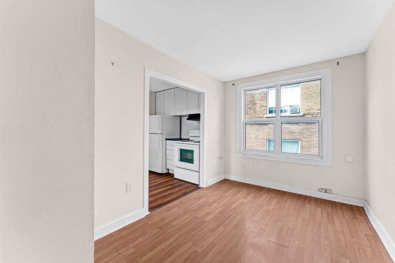 267 St-Jacques Street - Photo 3 of 8