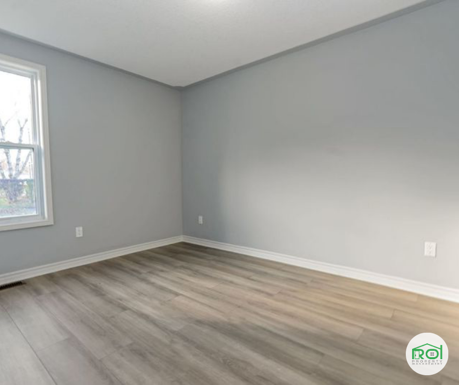 49 Victoria St, Orillia, ON L3V 2V7, Canada - Photo 2 of 2