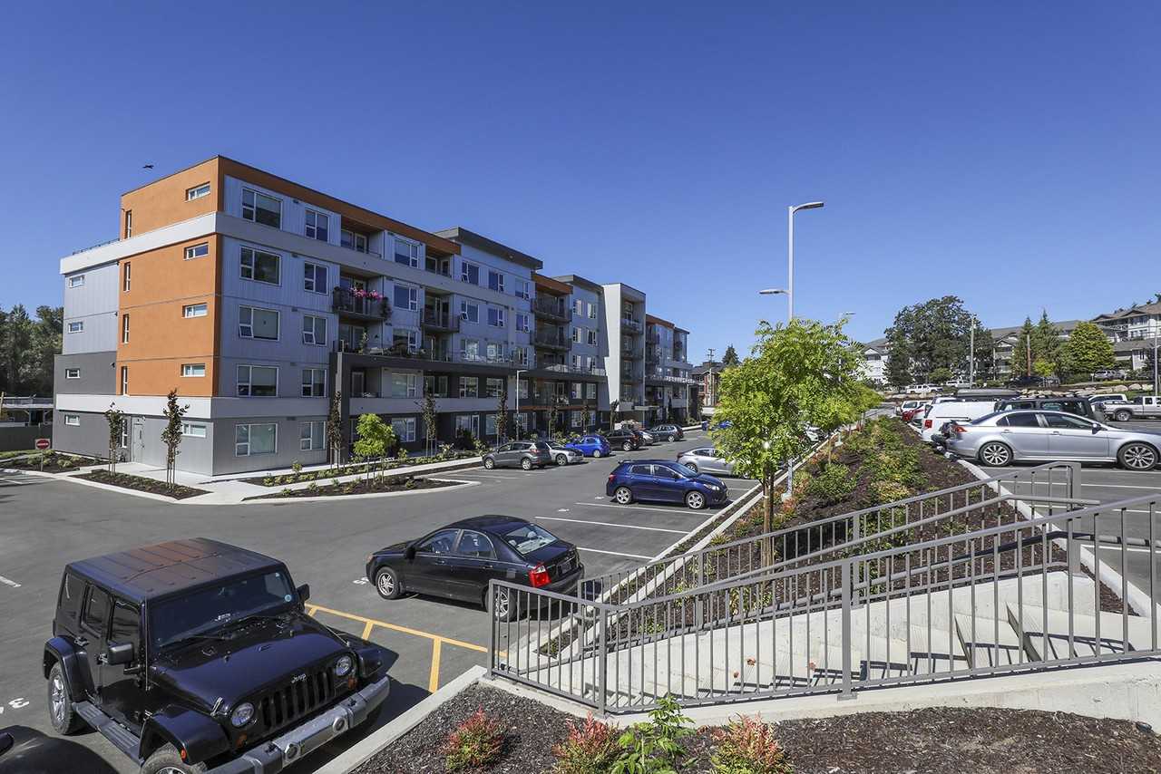 Enclave Residences - Photo 2 of 15