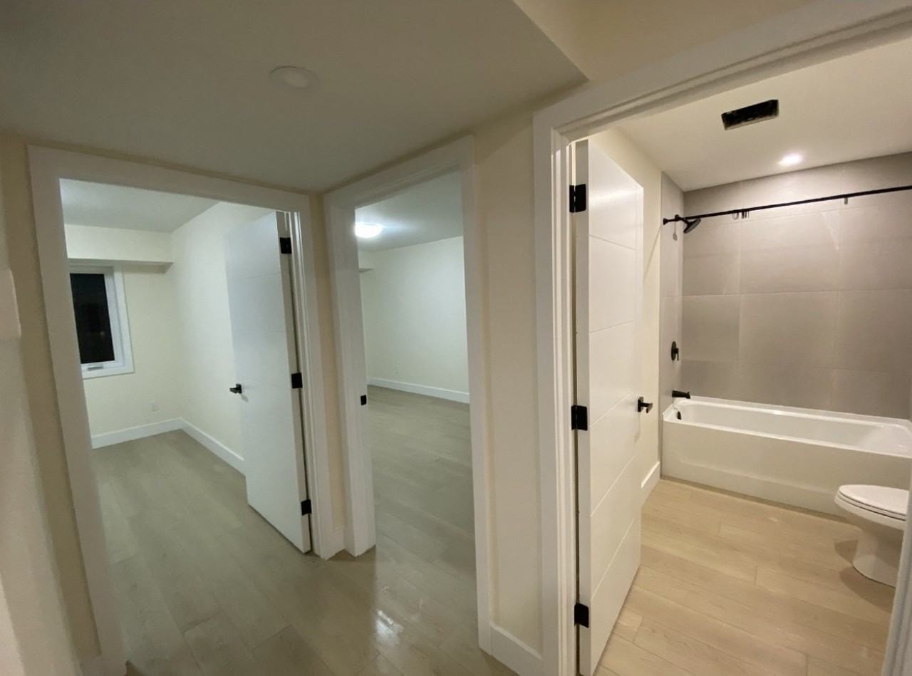 196 Britannia Rd - Photo 7 of 9