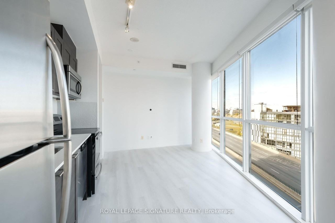 20 Bruyeres Mews #1106 - Photo 3 of 21