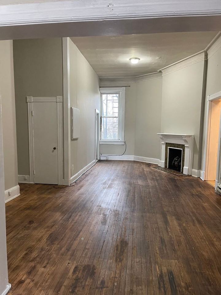 206 Laurens Street - Photo 2 of 15