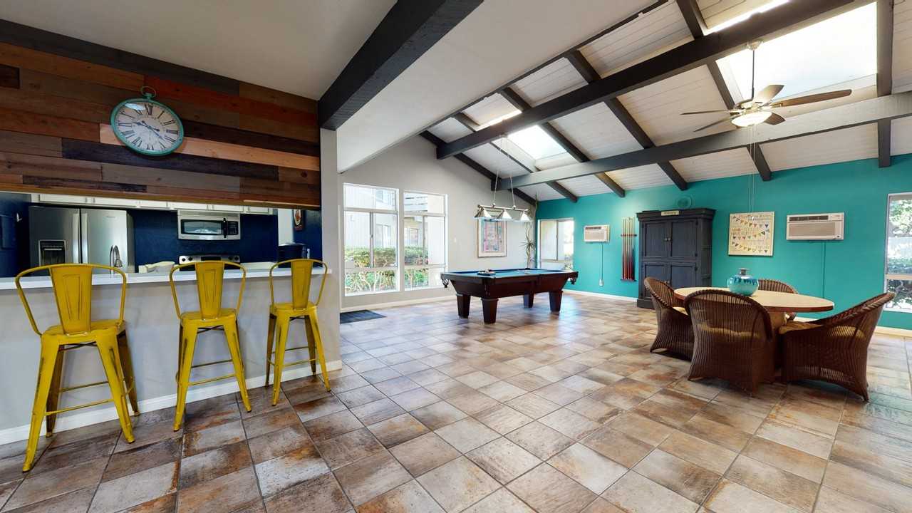 Newport Village Apartments - Photo 4 of 22