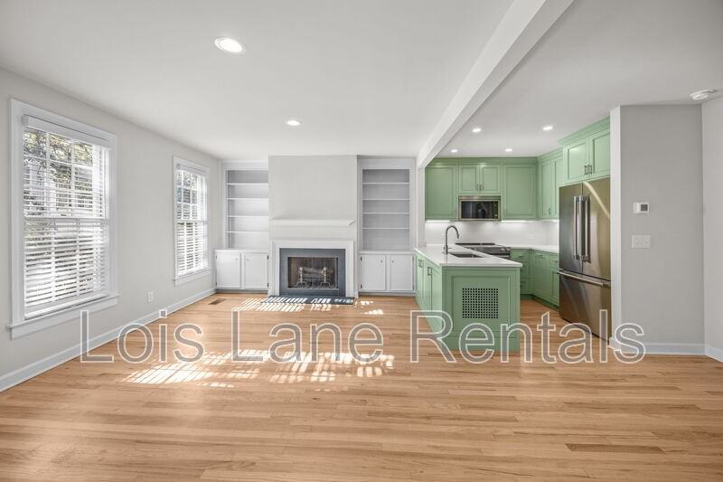 12 Elliott St - Photo 3 of 50