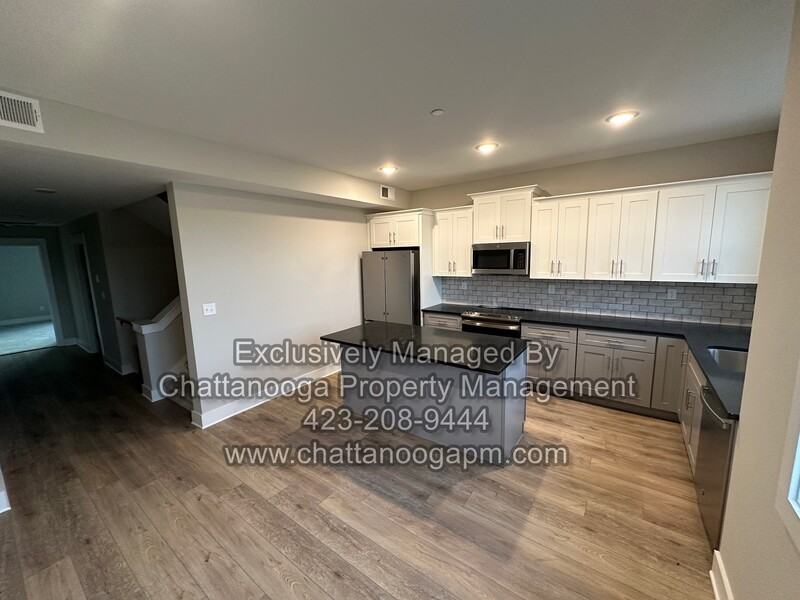 7175 Garden Grove Way - Photo 7 of 17