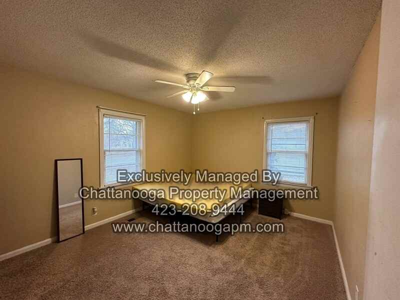 1003 Floyd Dr - Photo 6 of 9