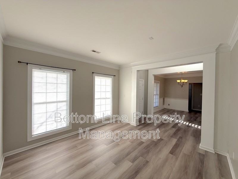 12430 Mcallister Park Dr - Photo 6 of 48