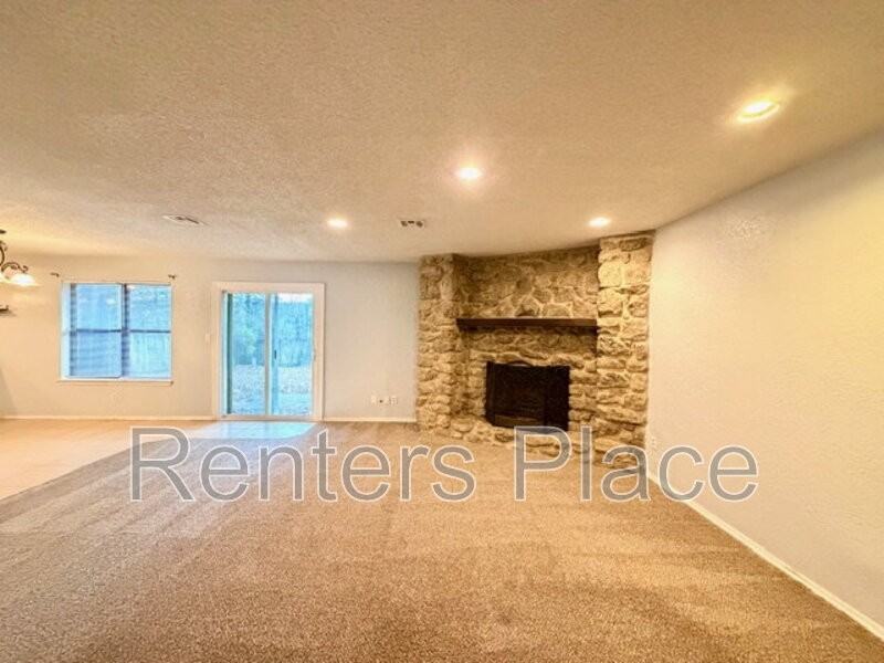 6824 E 95th St - Photo 7 of 19