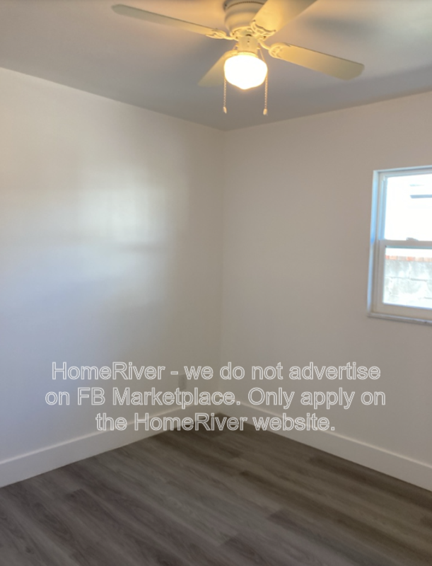 4926 Shetland Ave - Photo 5 of 16