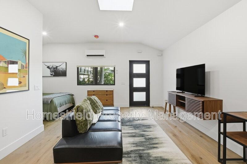 3704 Wilcox St #A - Photo 6 of 14