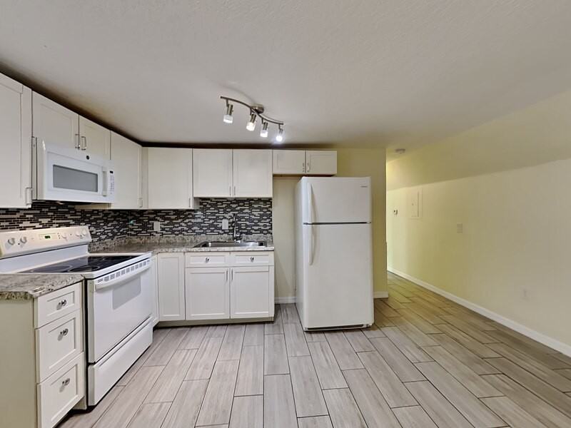 613 E 2nd St #101 - Photo 2 of 10