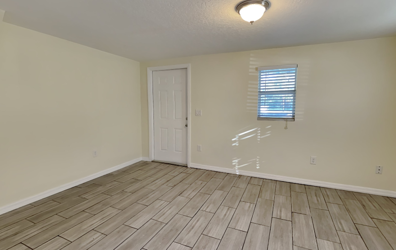 613 E 2nd St #101 - Photo 4 of 10