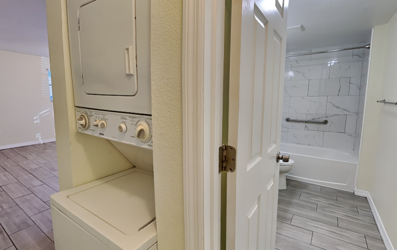 613 E 2nd St #101 - Photo 5 of 10