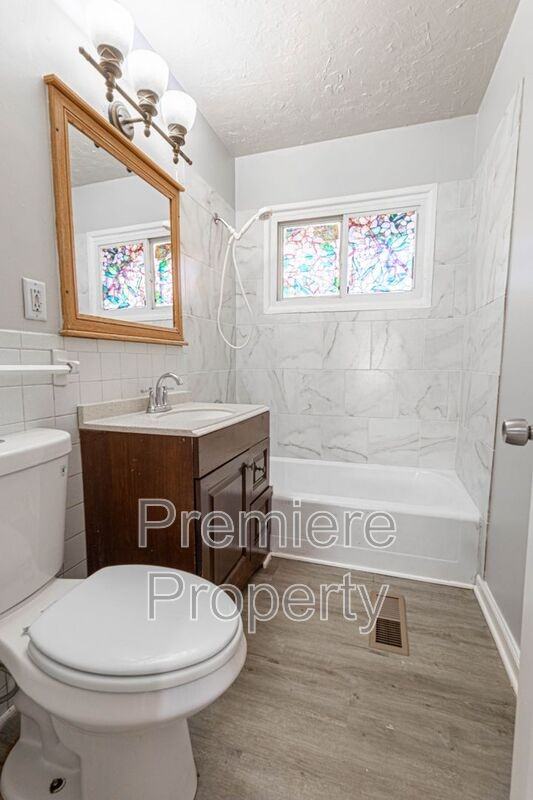 7600 E 50th St - Photo 7 of 14