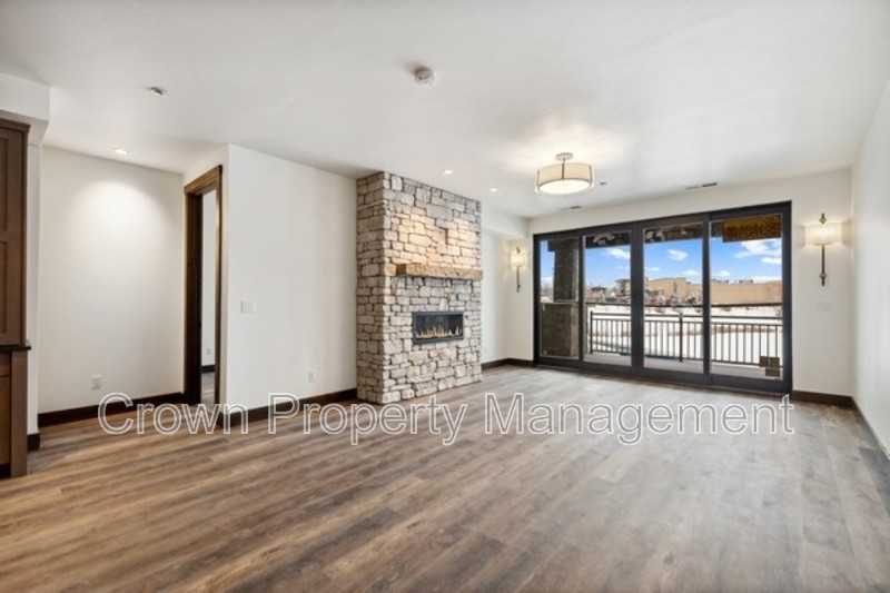 317 Akers Ln - Photo 5 of 50