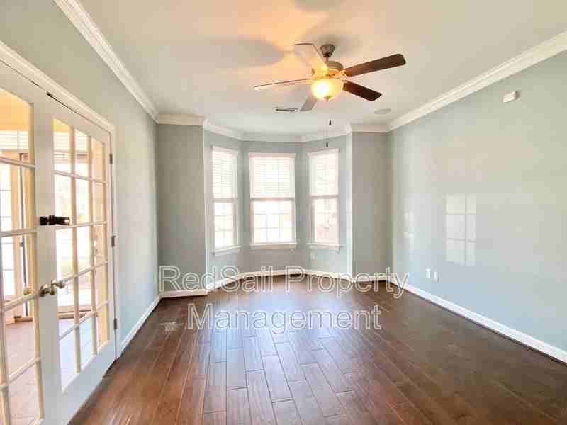 116 Peyton Randolph Dr - Photo 3 of 26