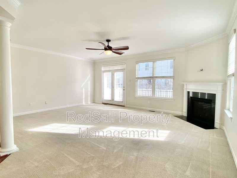 116 Peyton Randolph Dr - Photo 7 of 26