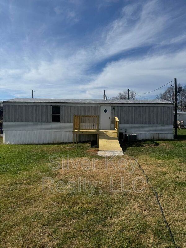 3631 Sweetwater Vonore Rd #3637 - Photo 2 of 12