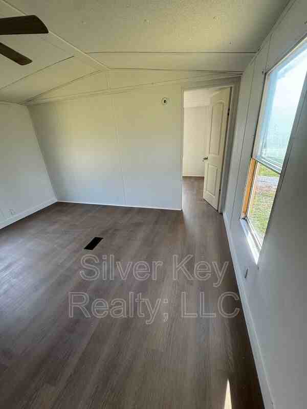 3631 Sweetwater Vonore Rd #3637 - Photo 4 of 12