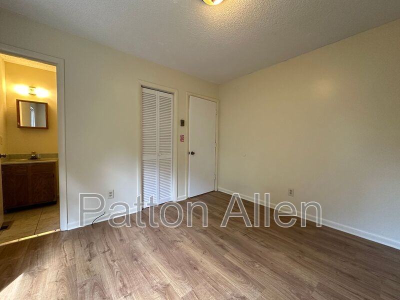 74 Buffalo St - Photo 6 of 29