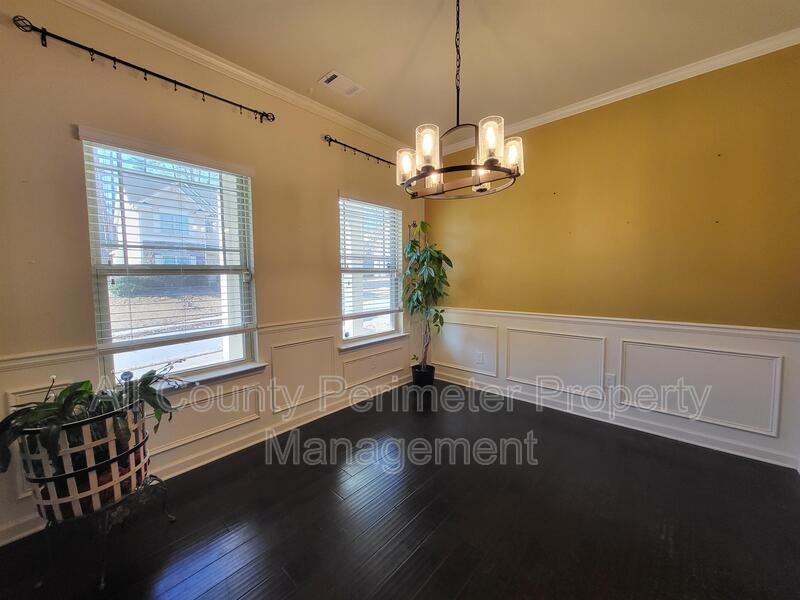 5735 Riverside Bay - Photo 2 of 20