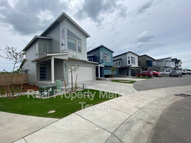 809 Northview St - Photo 2 of 43