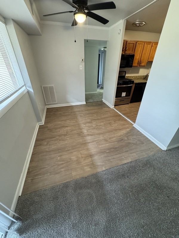 5616 Crenshaw Rd - Photo 3 of 9