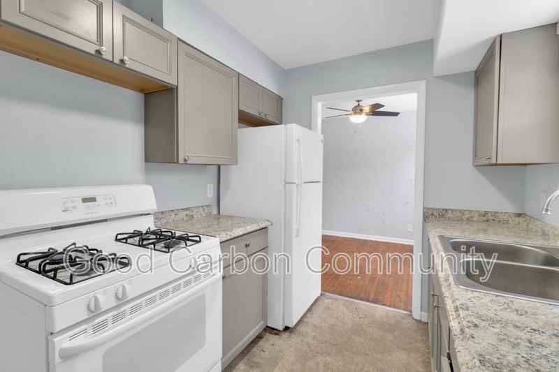 56 Janice St #56 - Photo 3 of 16