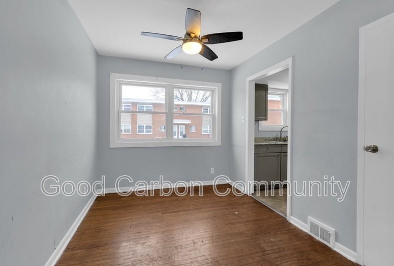 56 Janice St #56 - Photo 5 of 16