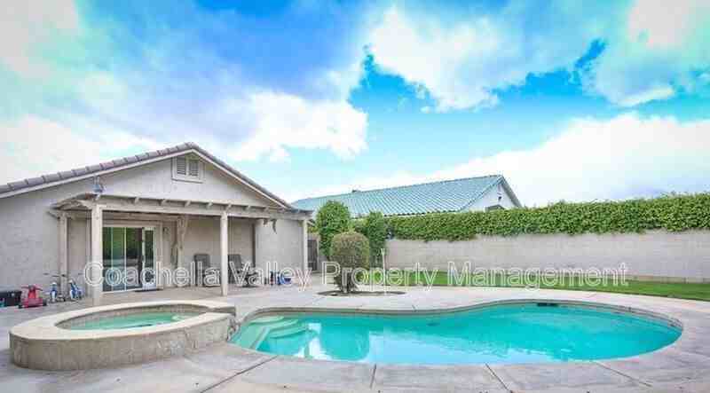 68240 Marina Rd - Photo 4 of 41