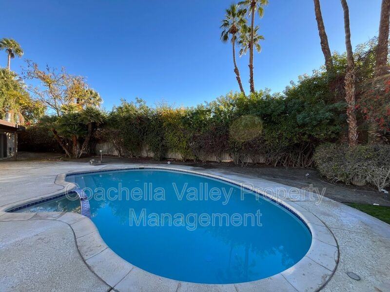 1545 S Inca Cir - Photo 7 of 47