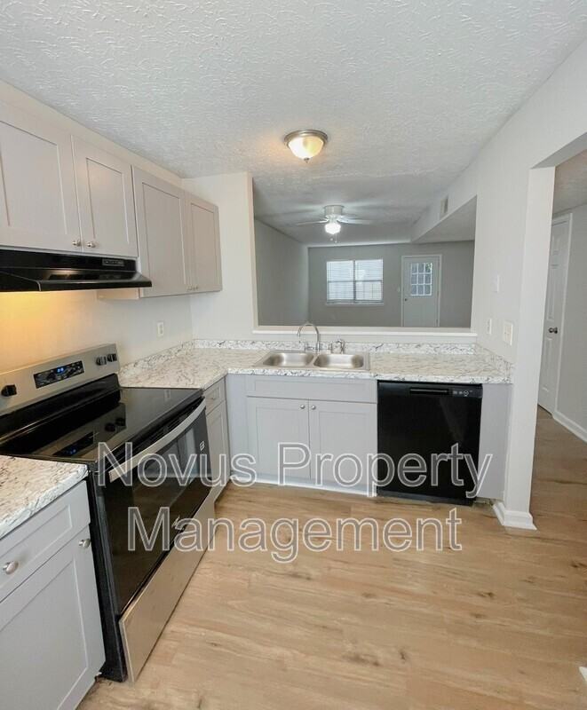 765 South St - Photo 6 of 14