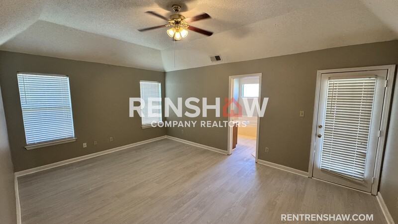 6954 Luxor Ln - Photo 3 of 21