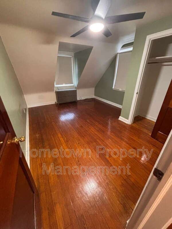 132 Locust Grove Rd - Photo 3 of 10