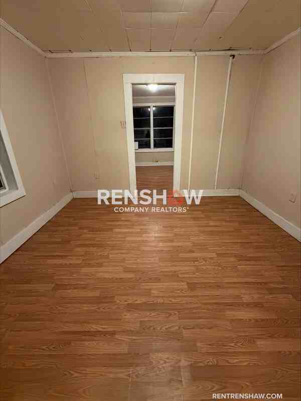 1306 W Countryman St #B - Photo 3 of 22