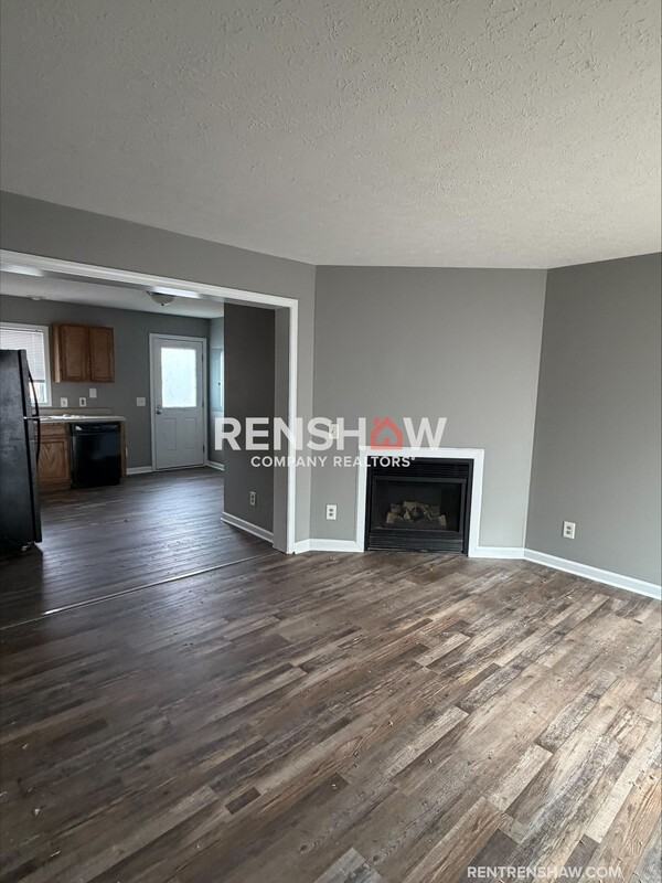 165 Cloverdale St - Photo 3 of 41