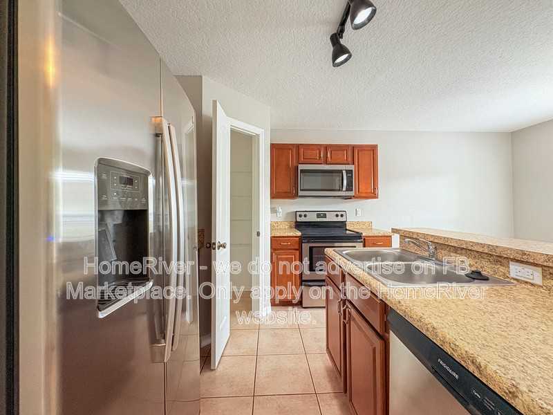 5839 Meadowpark Pl - Photo 6 of 21