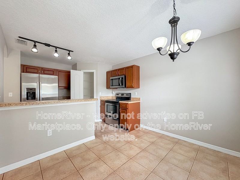 5839 Meadowpark Pl - Photo 7 of 21