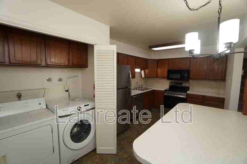 5859 Newcombe Ct - Photo 6 of 22