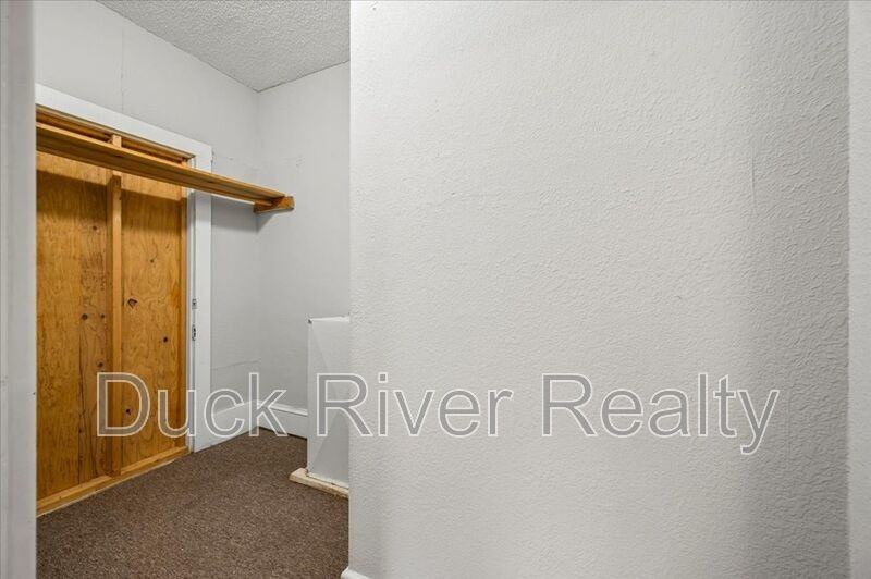 1603B Highland Ave - Photo 7 of 16