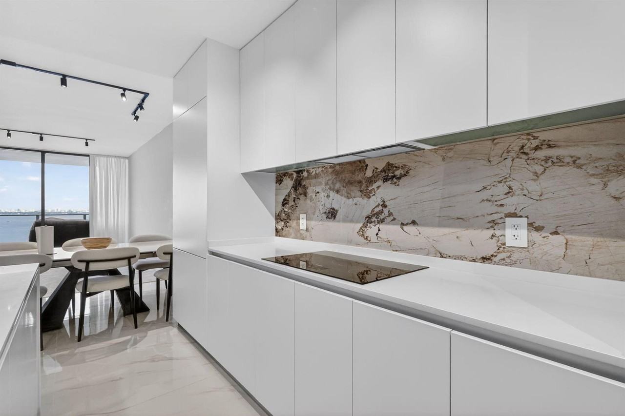 NE 23rd St & Biscayne Blvd - Photo 5 of 22