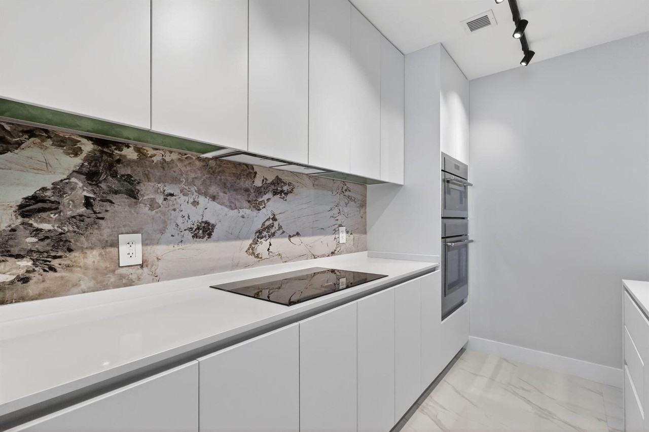 NE 23rd St & Biscayne Blvd - Photo 6 of 22