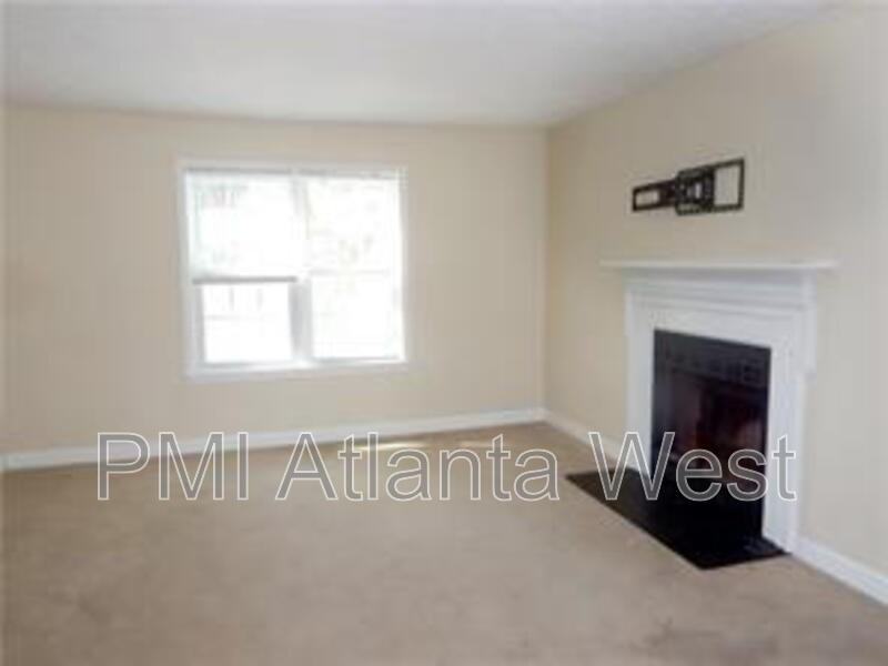 1942 Glenwood Downs Dr - Photo 4 of 7