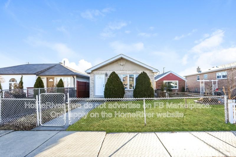 4805 S Latrobe Ave - Photo 2 of 16