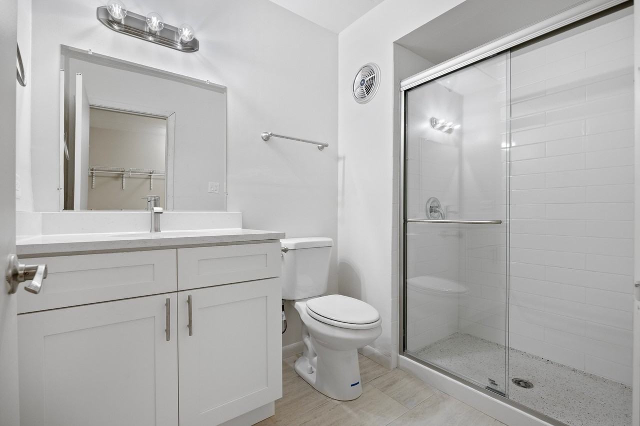 2900 S Lincoln Ave - Photo 4 of 12