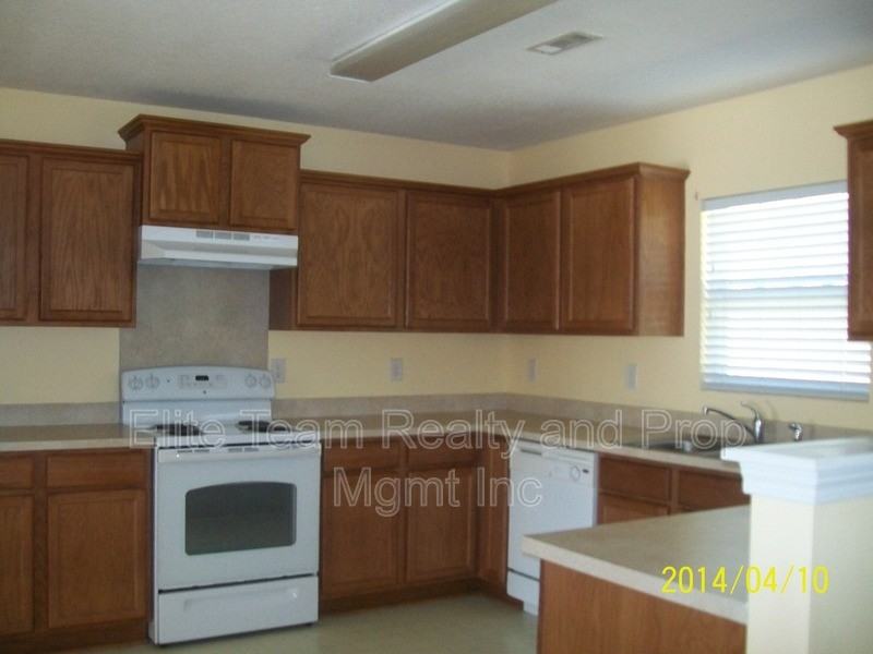 1732 Carmenet Ln - Photo 2 of 11