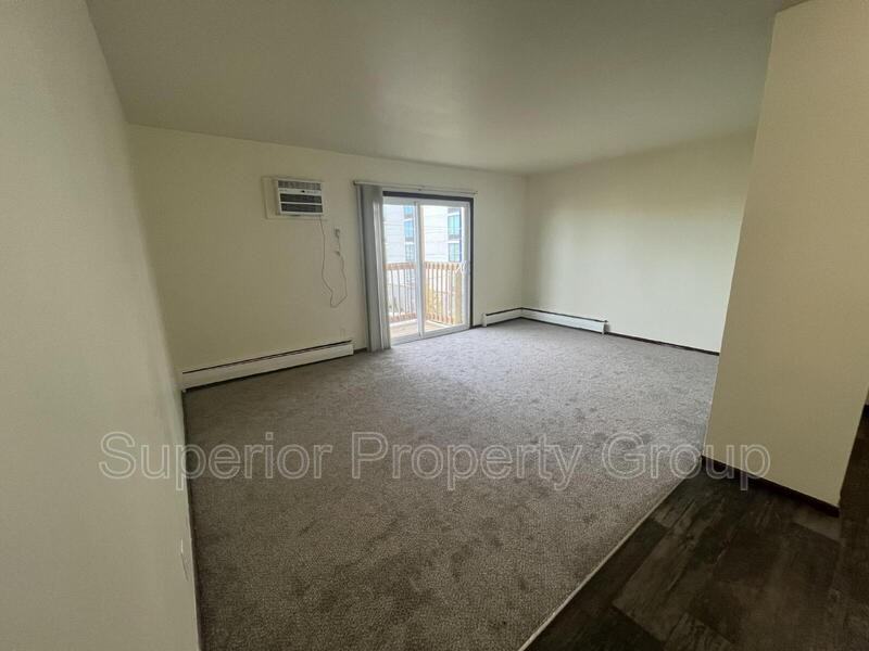 2222 Independence Ln #8 - Photo 5 of 13